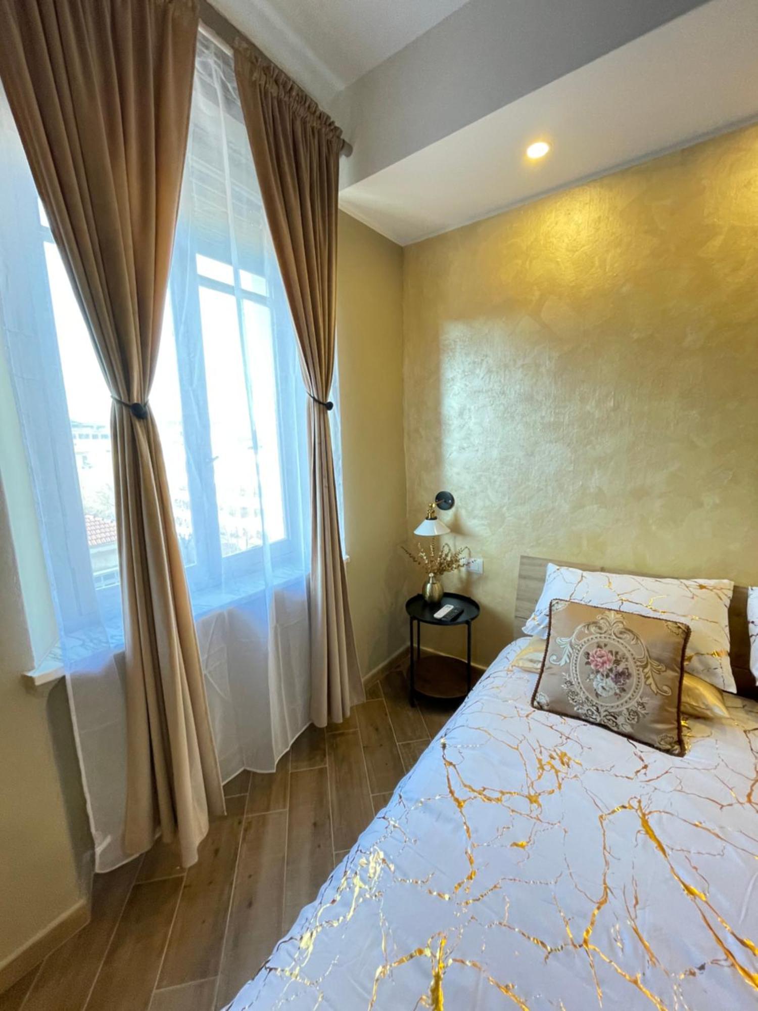 Appartamento Golden House-super View On *